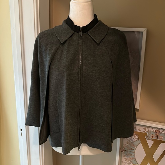 Theory cape with reversible zipper - Picture 1 of 4